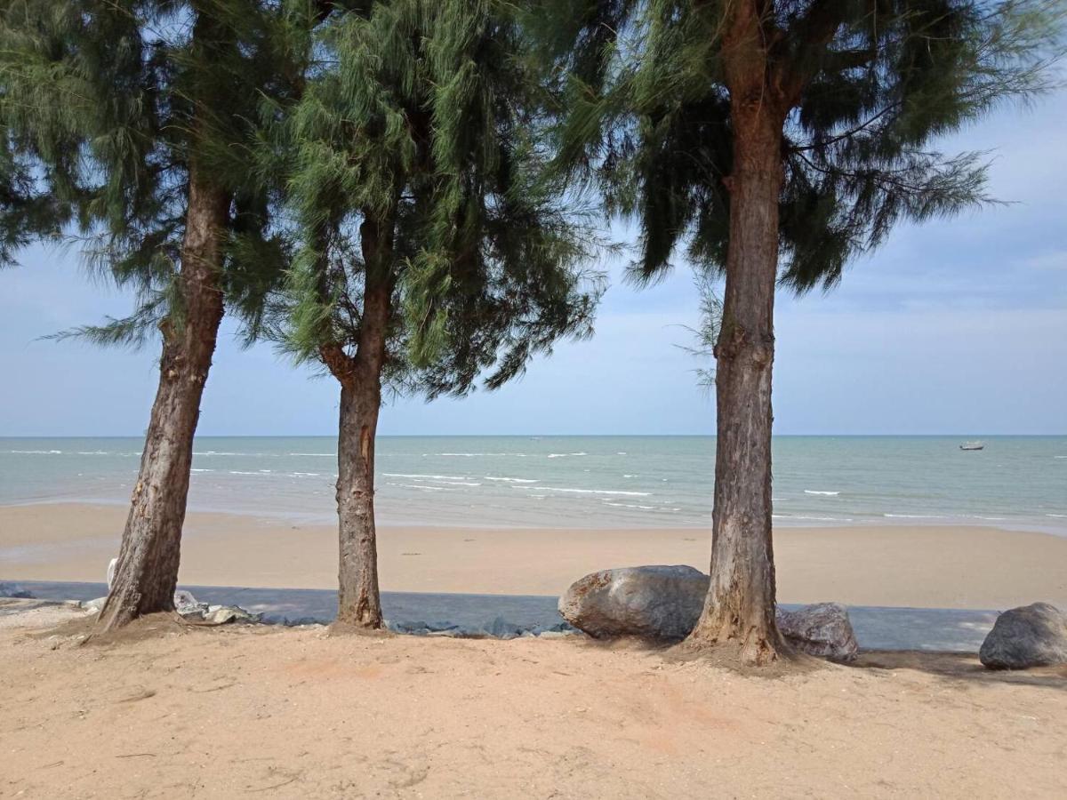 BC Summer Beach Pran Buri Exterior foto